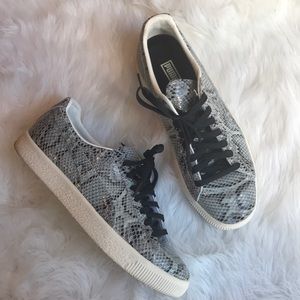Puma Clyde Snake Mens 8 Women’s 9.5